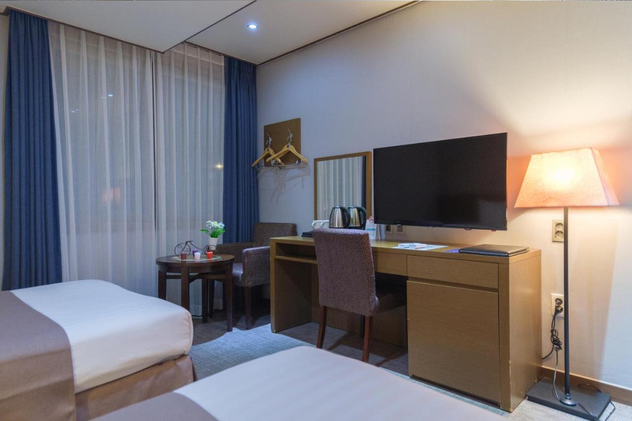 Benikea Hotel Jeju Exterior foto
