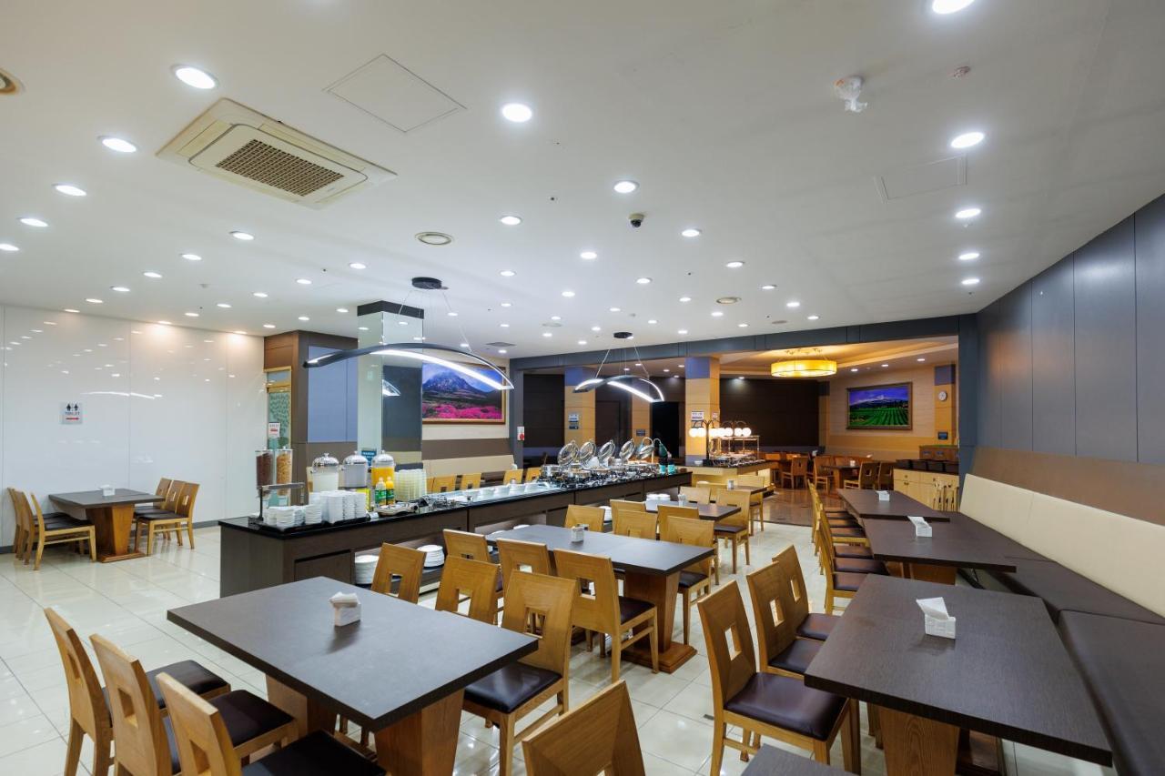 Benikea Hotel Jeju Exterior foto